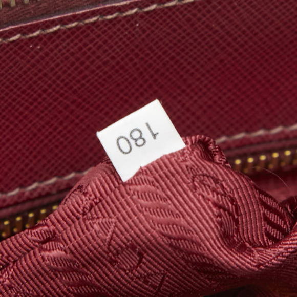 PRADA Red Leather Saffiano Shoulder Bag - Picture 14 of 16